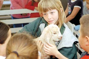 Third graders learn of life on the farm