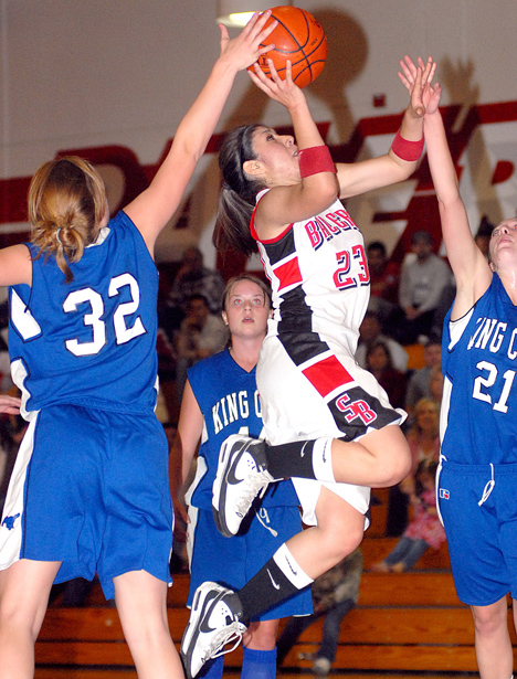 Girls’ basketball starts off strong