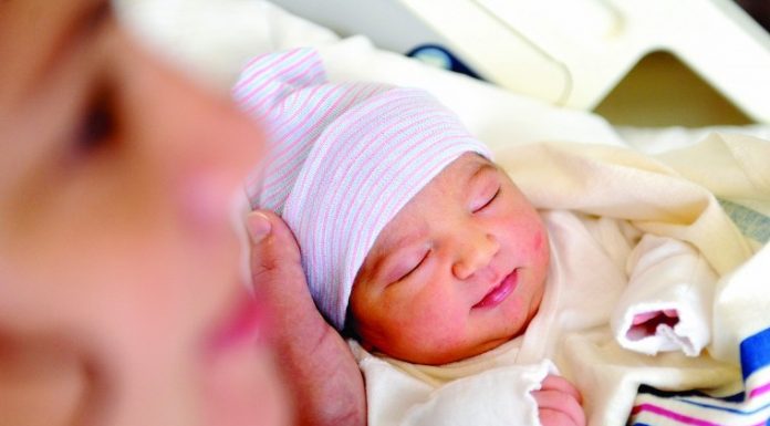 Health officials urge to keep babies’ sleep environments sparse