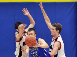 Hoops: Henderson lifts Balers into Hagen championship game