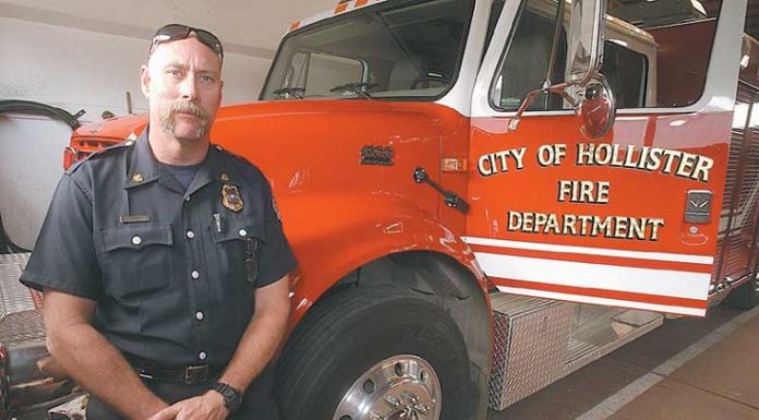 Hollister fire chief set to retire in April