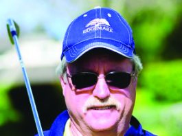 Lewis: Use a cup to find help in the sand