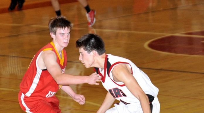 Hoops: Balers win final tune-up before league play