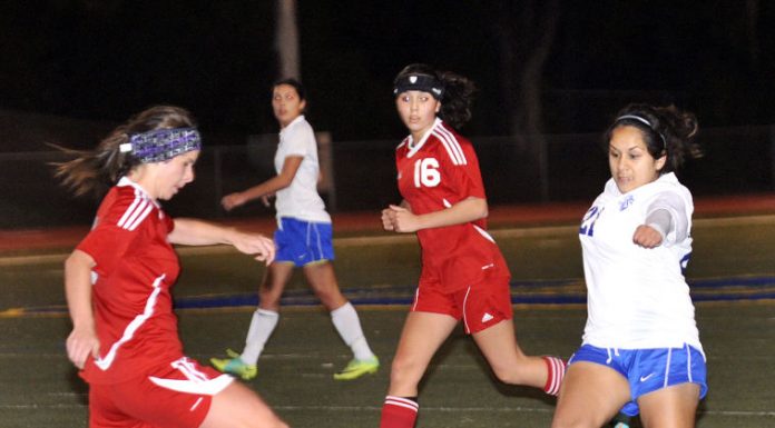 Player Interview: Illanna Woods talks about the 2013 girls soccer team