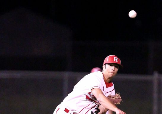 Baseball: Balers separate from Palma