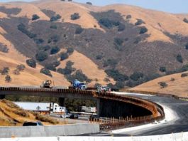 Fatal collision Sunday closes westbound Hwy. 152