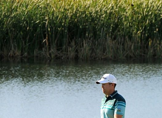 PGA TOUR: Compton receives inaugural Courage Award