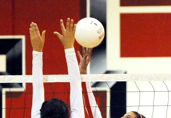 San Benito girls’ volleyball a cohesive unit