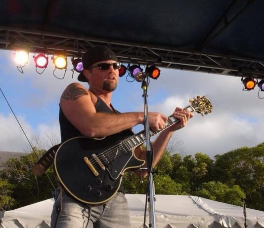 Recording artist’s guitar stolen on stop in Hollister area