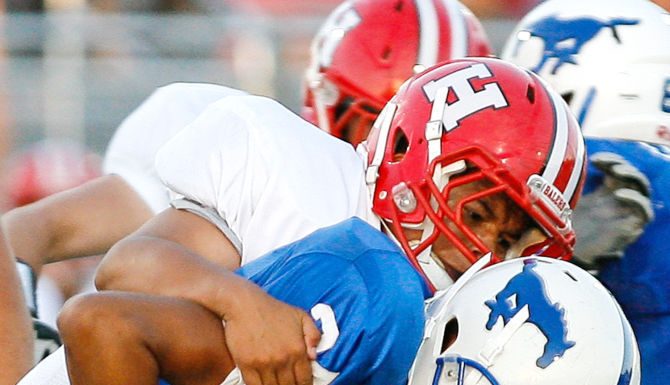 Undersized Sanchez a defensive force