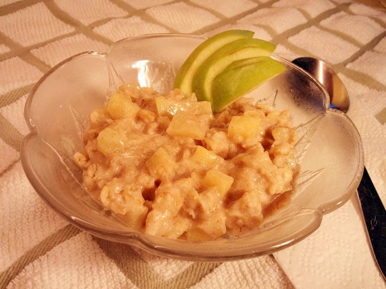 Not a pumpkin fan? Enjoy apples instead