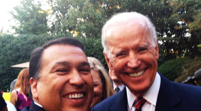 Local superintendent meets vice president on trip