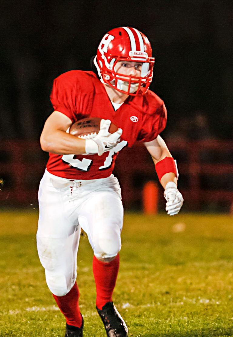 Balers crush North Salinas; postseason next