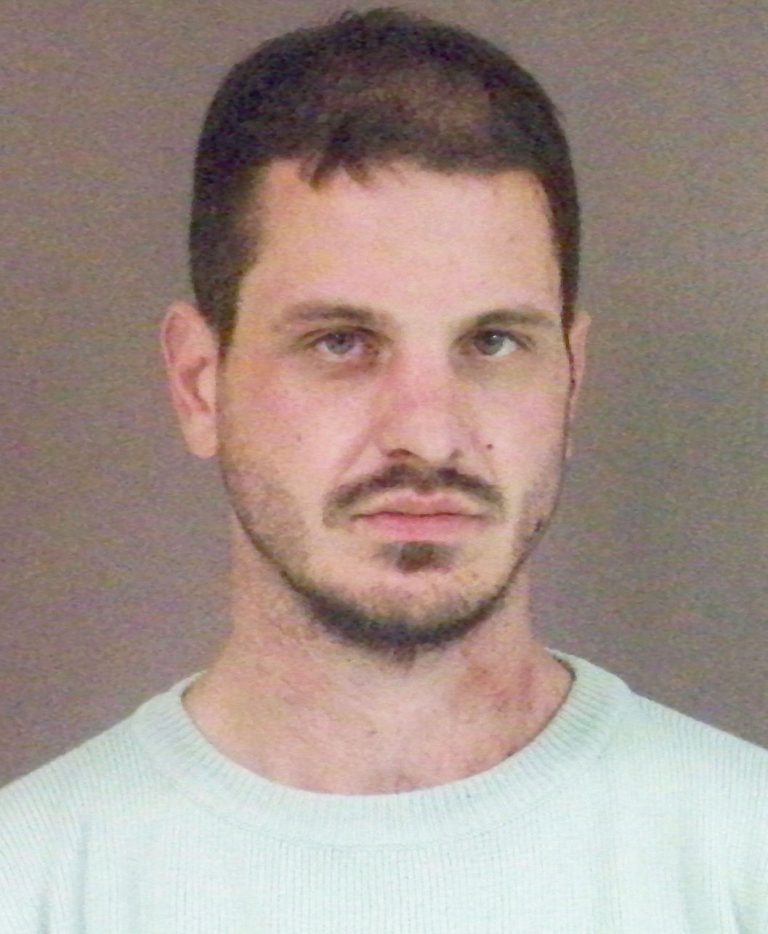 Police arrest suspect after carjacking, chase