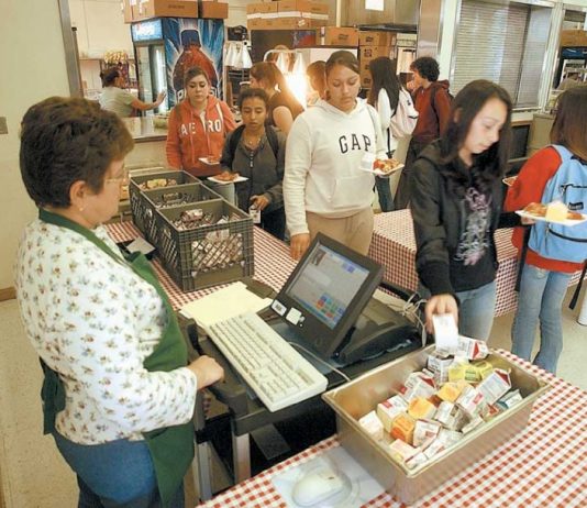 District needs more students to eat free lunch