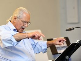 Academy tunes up for celebration concert