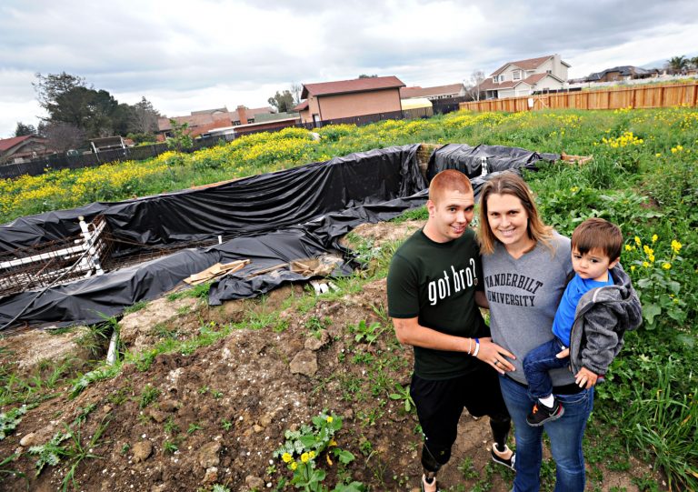 Volunteers strive to build pool for veteran amputee