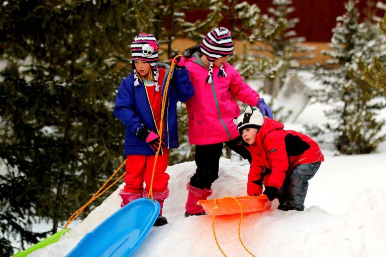 Warm winter prompts ‘going to the snow’ experience