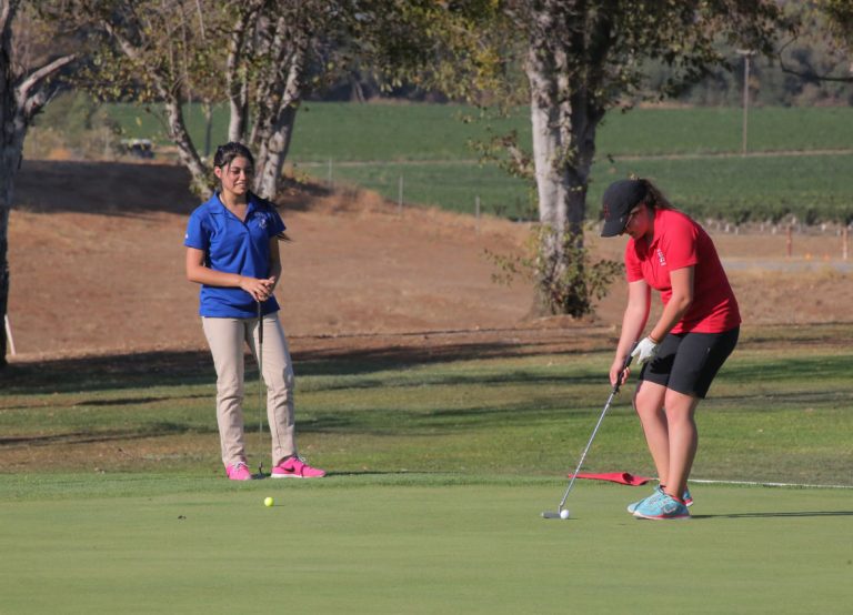 Prep Girls Golf: Balers top Mustangs