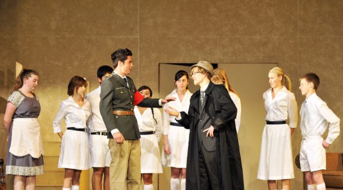 SBHS revives plays with ‘No Signs of Intelligent Life’