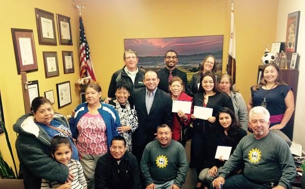 Alejo presents turkeys to local LULAC, other groups