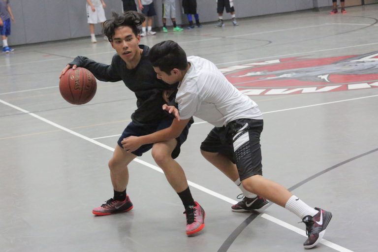 Basketball: Anzar looks to build off of last year