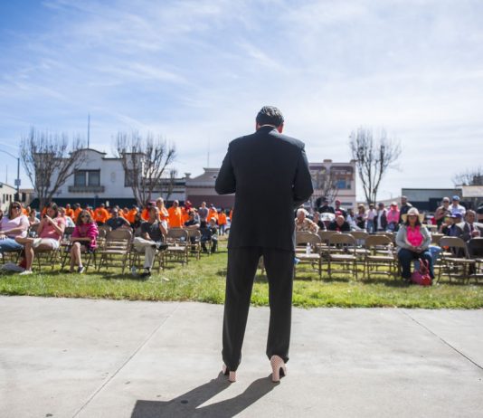 Mayor fights council’s decision on 400 block sale