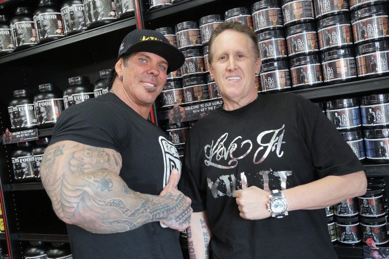 Bodybuilding: Piana makes an appearance in Hollister