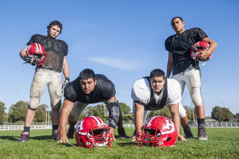 Football: Balers D-line stands and delivers