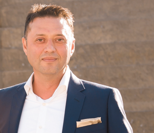 Realtor Joe Velasco