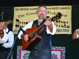 Bluegrass festival in Tres Pinos
