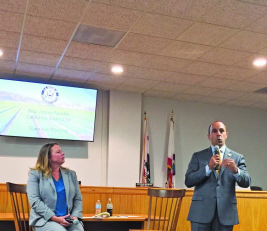 Panetta holds town hall in Hollister