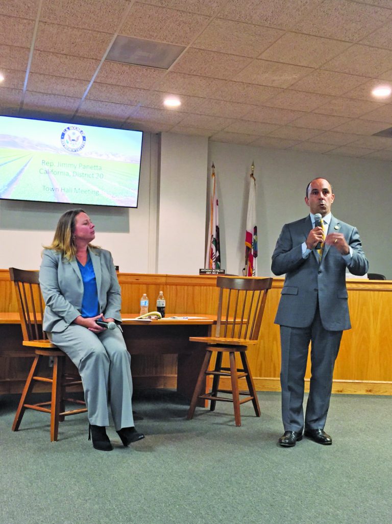 Panetta holds town hall in Hollister
