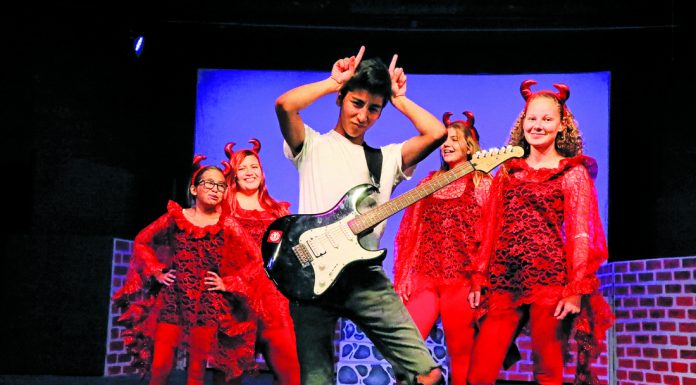 A groovy happening in Hollister