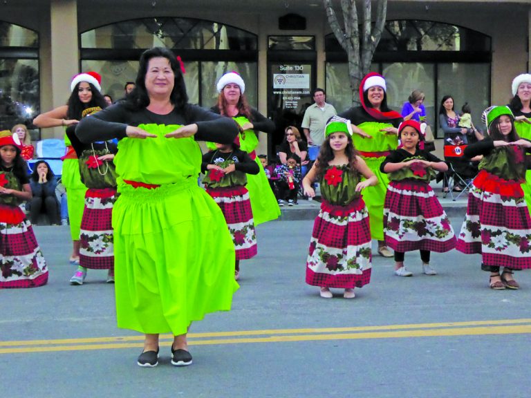 Downtown lights up for Lights On Celebration