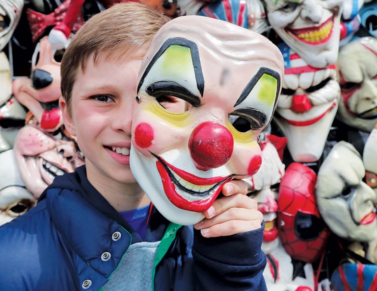 Skies clear for crafts