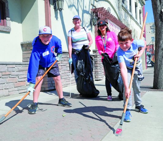 All hands on deck to clean downtown
