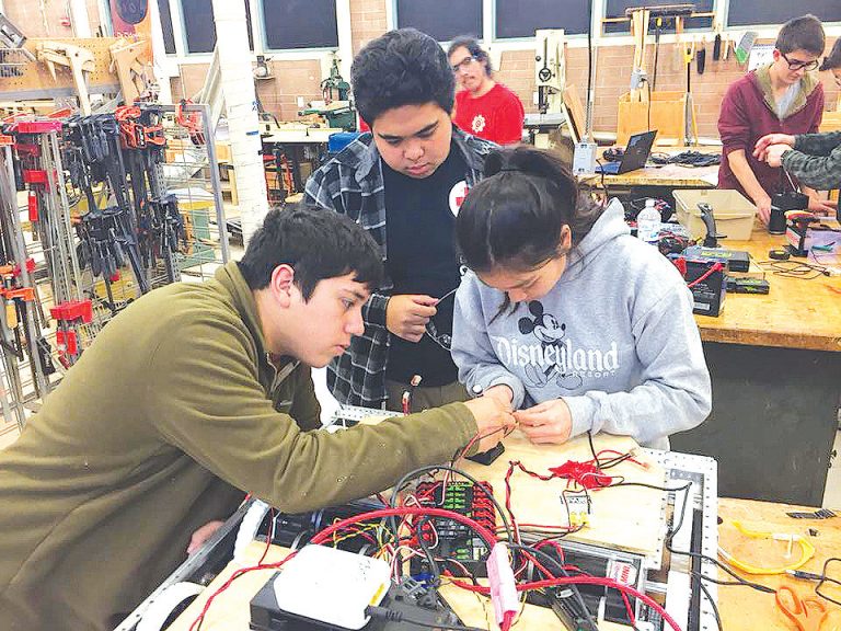 Robotics team wins NASA grant