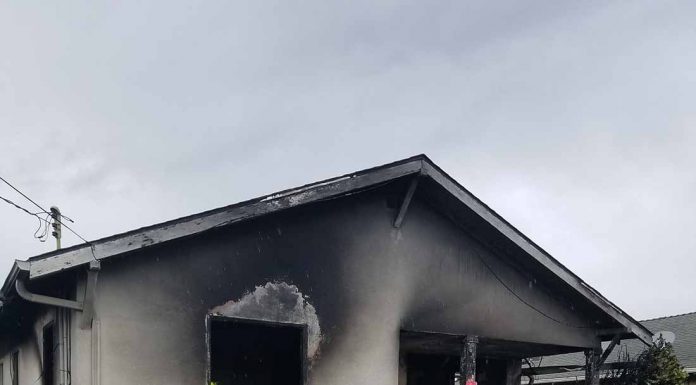 Fire leaves three homeless in Hollister