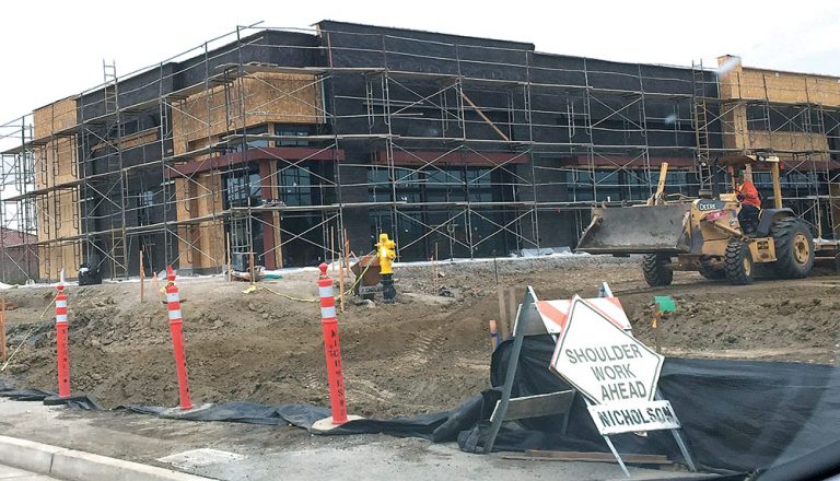 Two tenants approved for new shopping center