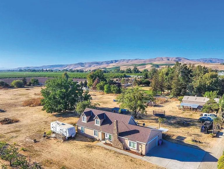 Prime country property