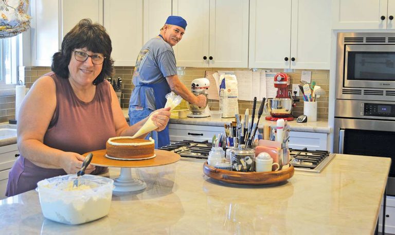 Aromas cake decorators battle it out on Food Network show