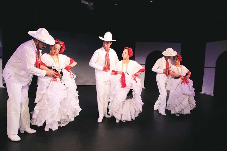 Folklorico dance group observes Dia de Los Muertos