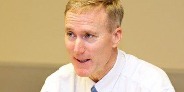 Eckert resigns as interim city manager