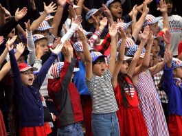 Aromas School celebrates veterans