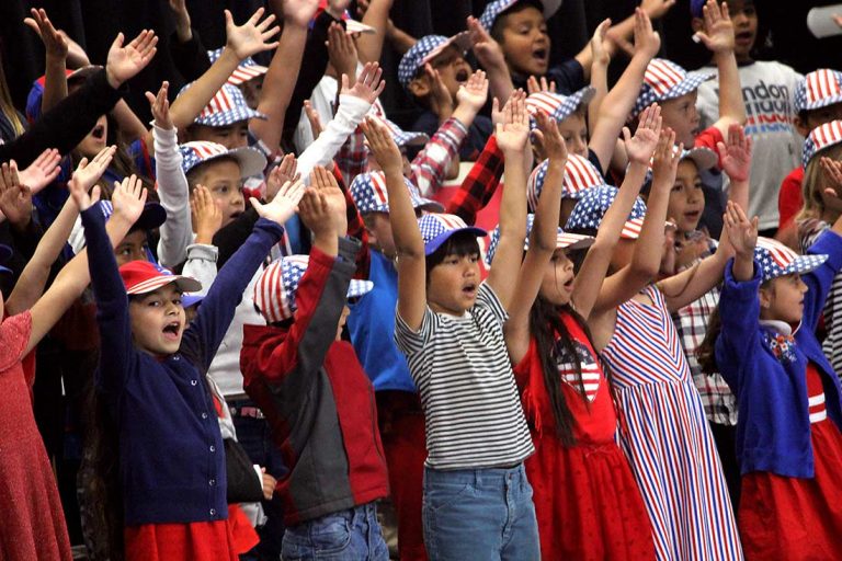 Aromas School celebrates veterans