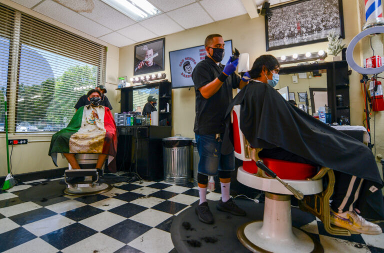 Los salones de belleza y las peluquerías pueden reabrir al aire libre