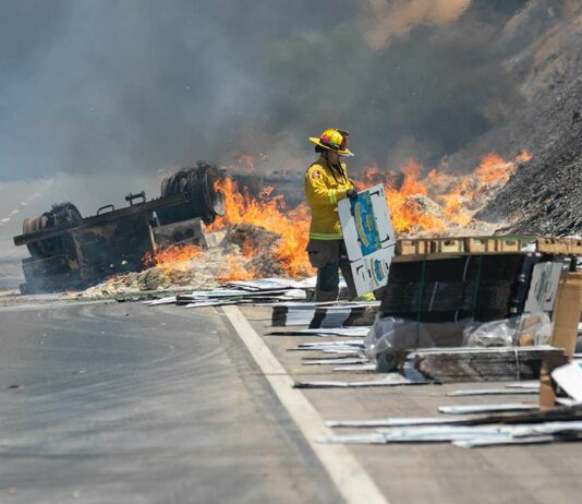Pacheco Pass reopens as fire burns 300 acres