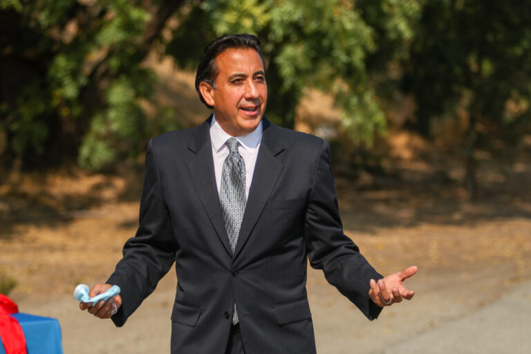 Velazquez on pace to return as Hollister’s mayor