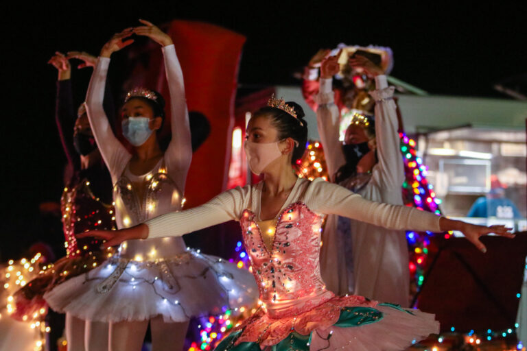 Lights On Parade draws hundreds of attendees